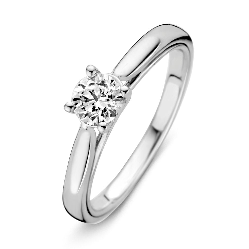 Anillo de oro blanco elegante con diamante de 0,50 quilates.