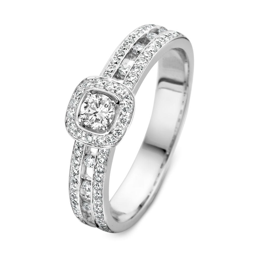 Anillo clásico impresionante con diamantes de 0.55 quilates en estilo moderno.
