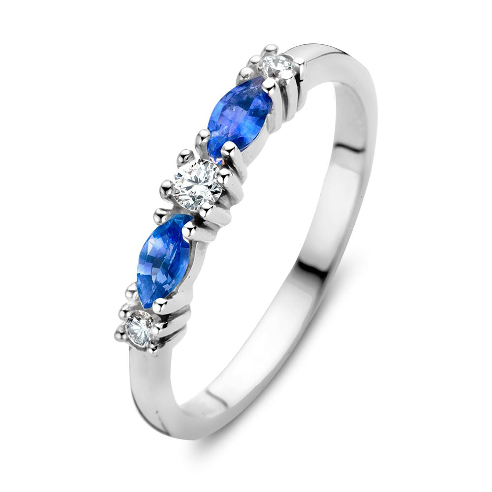 Anillo de oro blanco de 18 quilates con zafiros y diamantes brillantes.