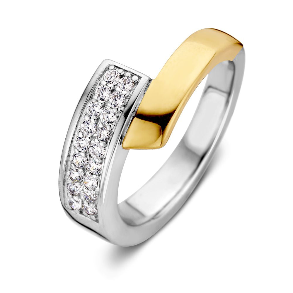 Anillo elegante de plata con detalle en oro amarillo de 14 quilates y circonitas.