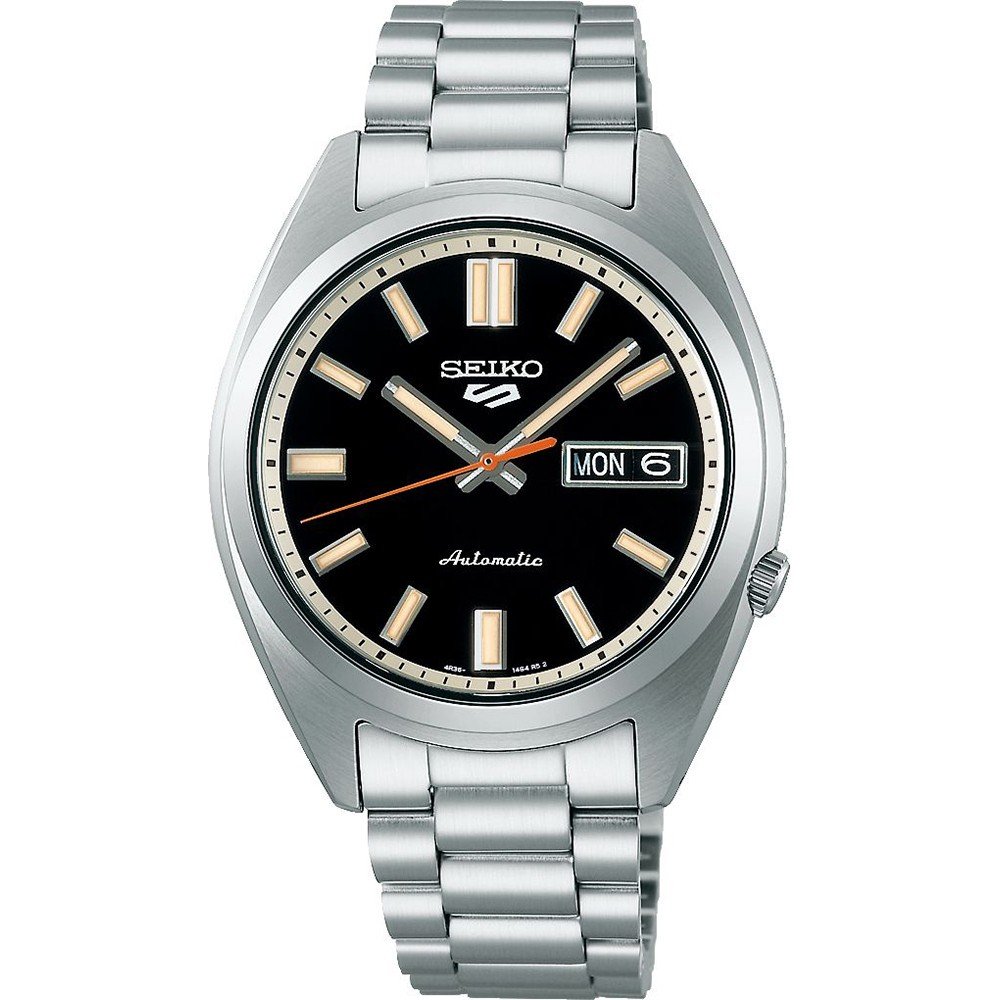 Reloj de hombre Seiko 5 Sport con esfera negra, caja de acero inoxidable y correa de metal.