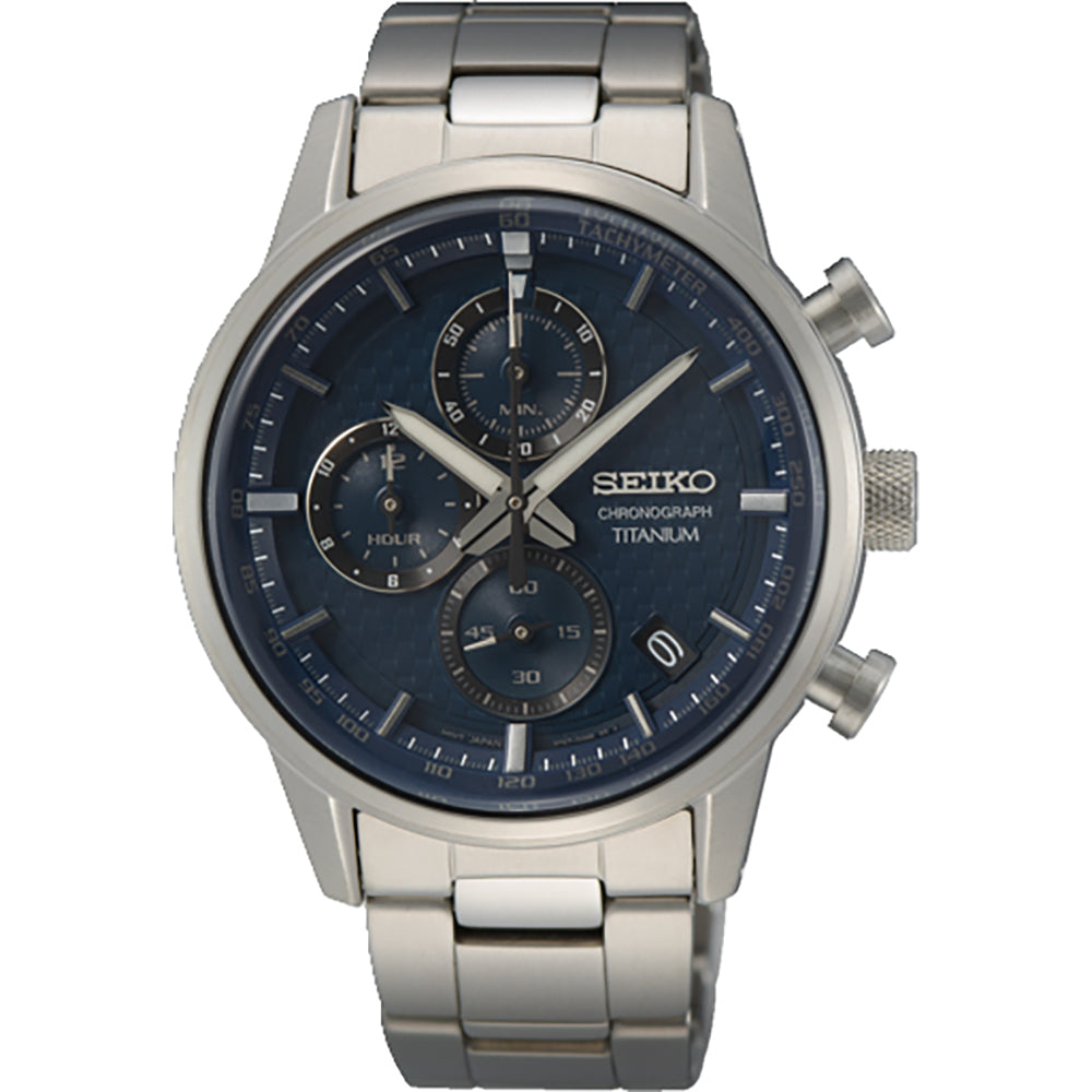 Reloj de hombre Seiko con caja de titanio, esfera azul y correa de acero inoxidable.