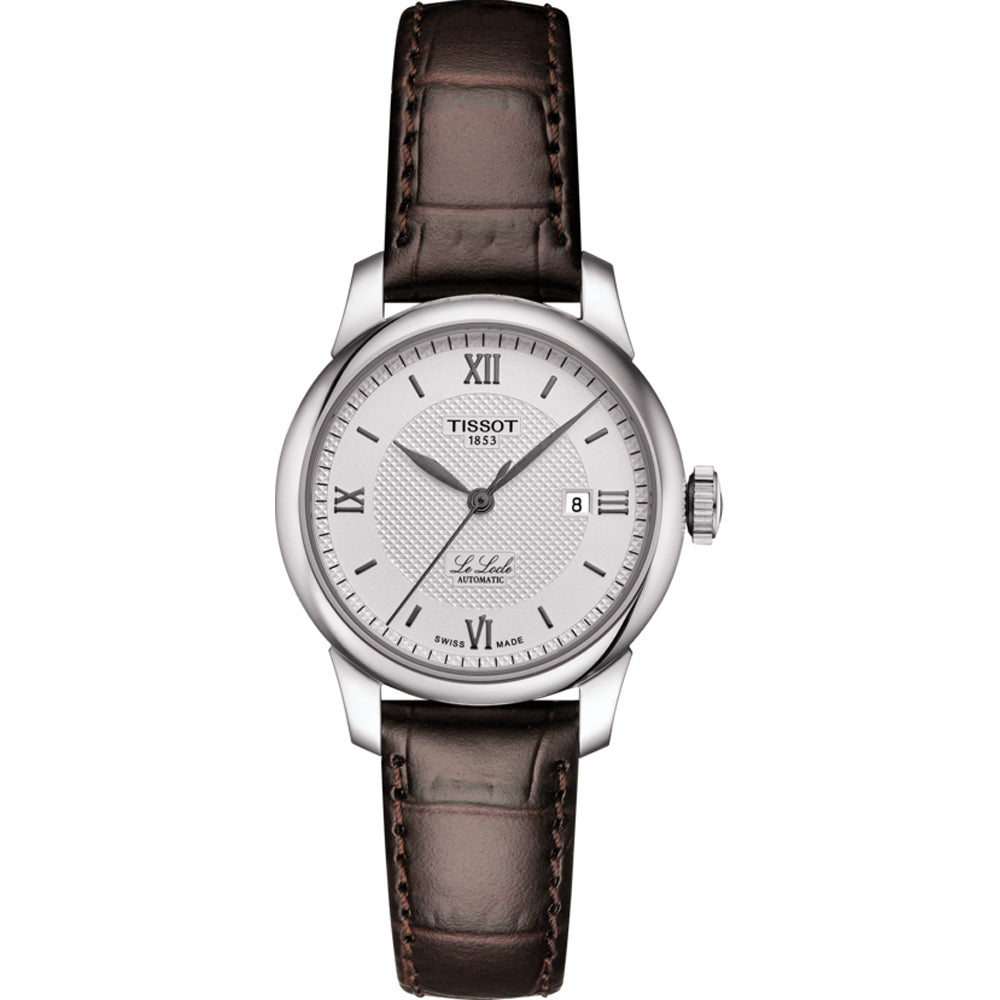Reloj automático para dama con caja plateada, esfera plateada y correa de cuero marrón.