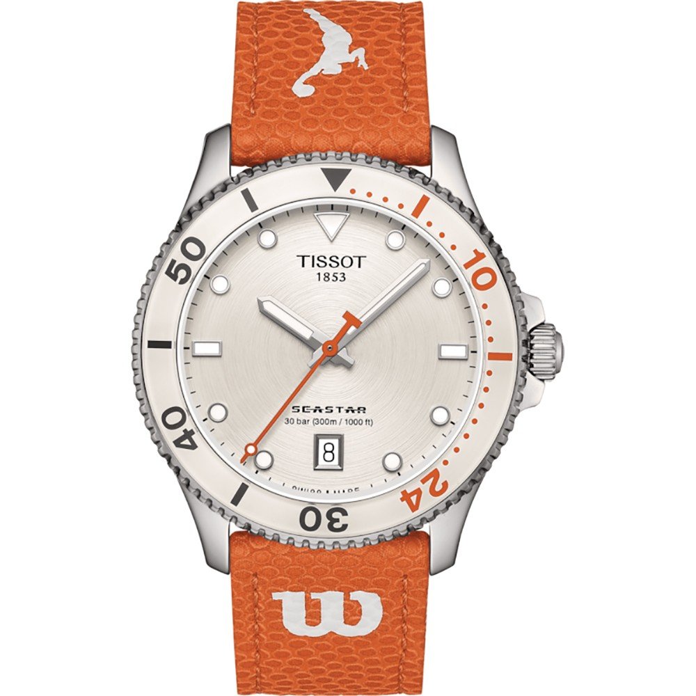 Reloj Tissot Seastar con caja plateada, esfera plateada y correa de piel naranja.
