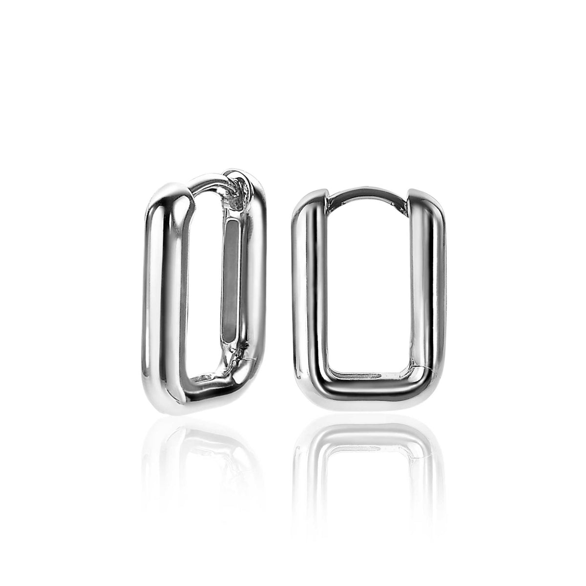 Pendientes de plata con forma rectangular y acabado pulido.