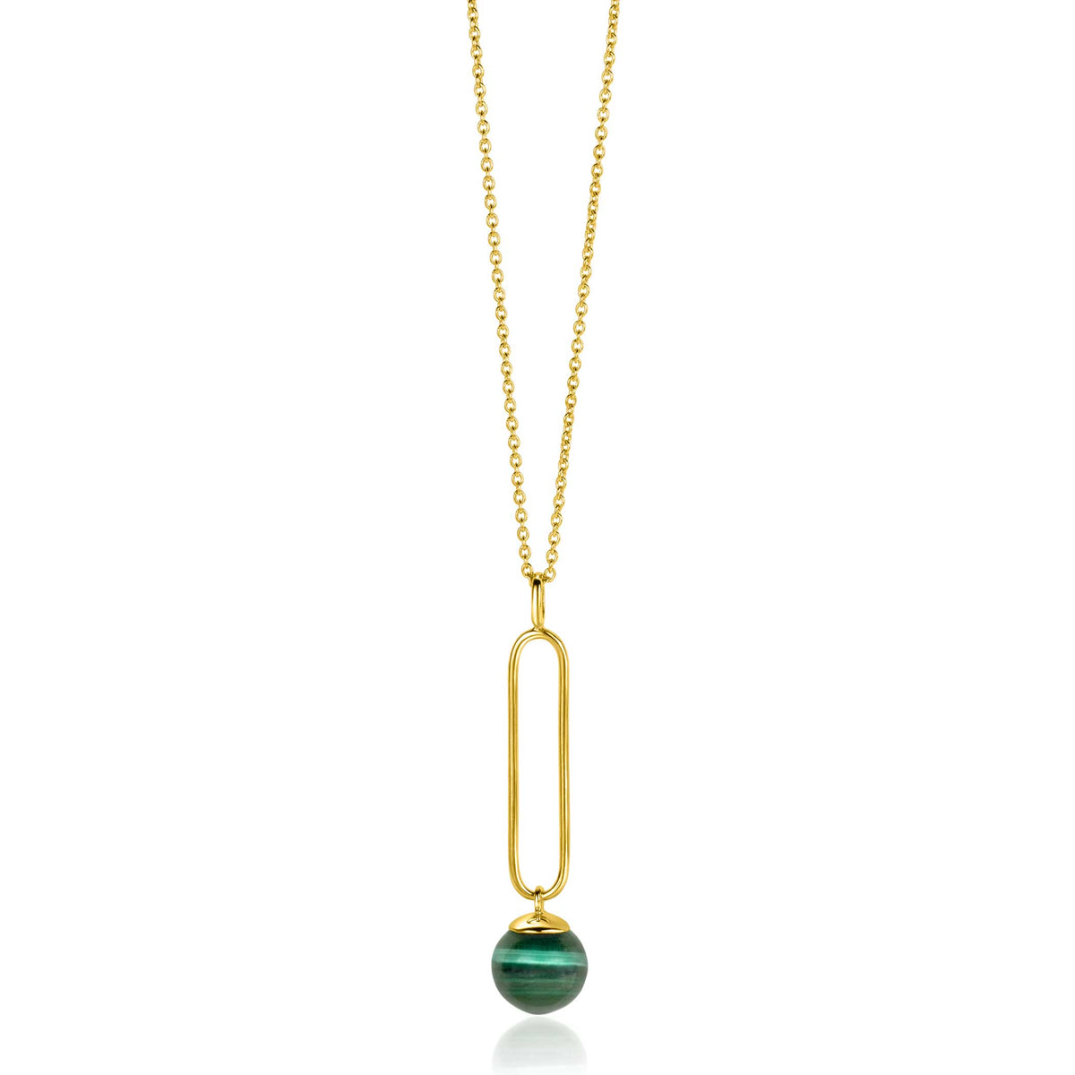 Collar dorado con colgante ovalado y esfera de piedra verde.