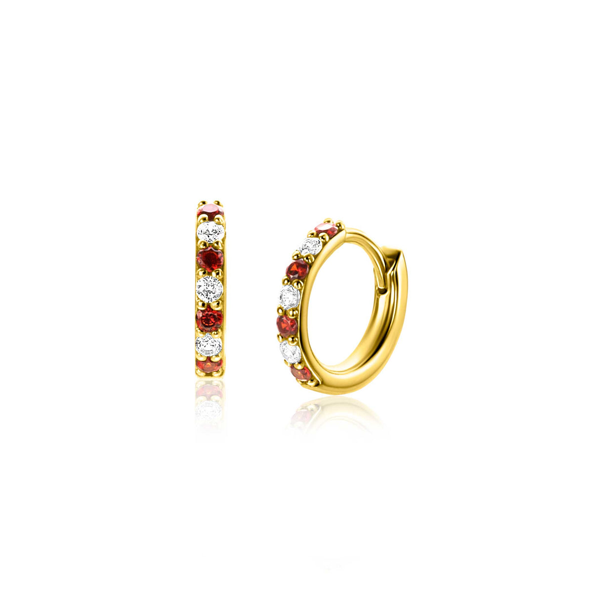 Pendientes de aro dorados con circonitas y detalles en rojo.