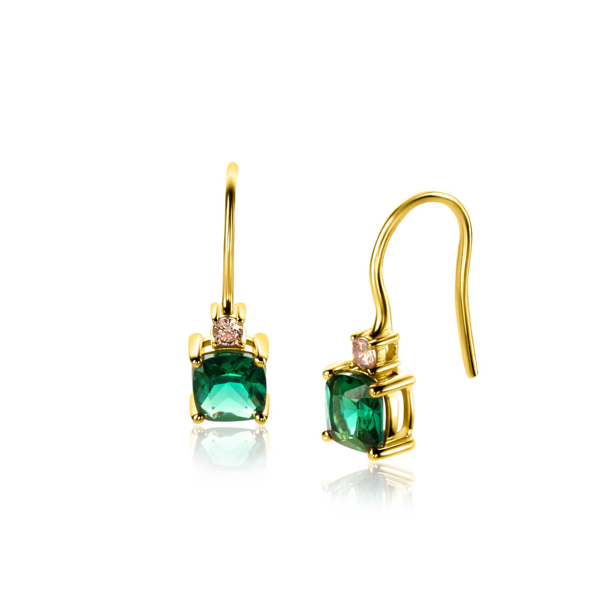Pendientes de aro dorados con piedra verde y detalles en rosa.