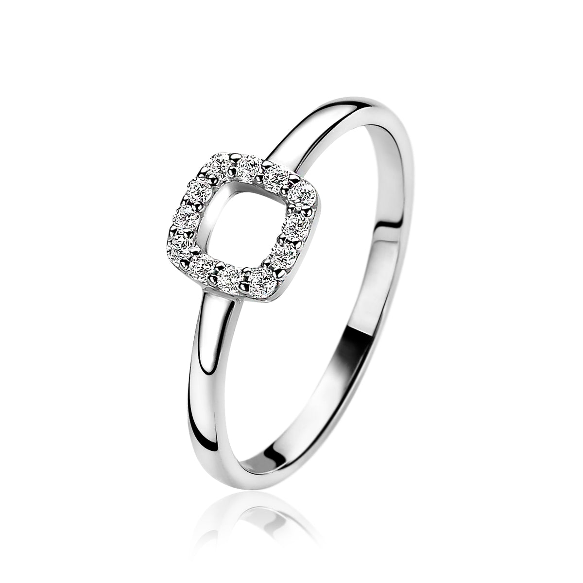 Anillo de plata con un diseño cuadrado en el centro, adornado con circonitas brillantes.