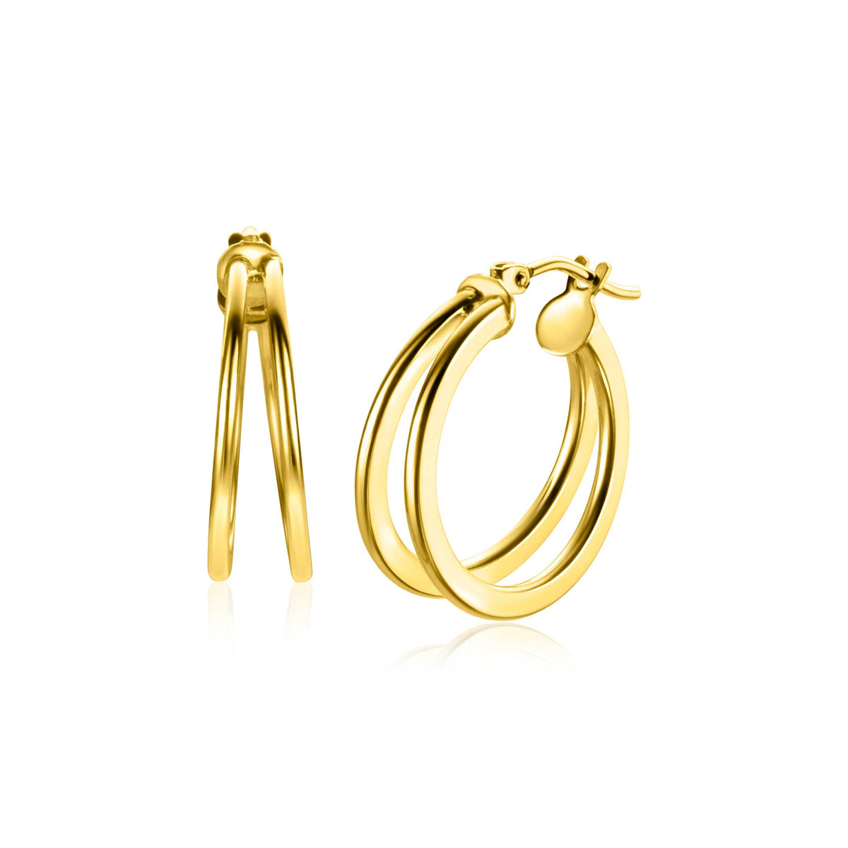 Pendientes de aro dorados con diseño de tres anillos entrelazados.