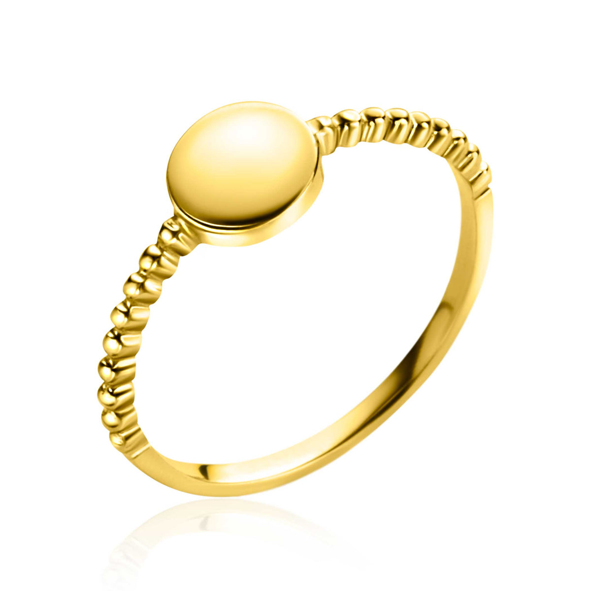 Anillo dorado con diseño de banda texturizada y una esfera lisa en el centro.