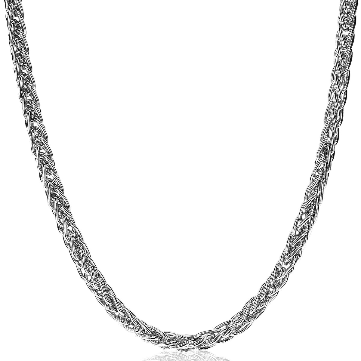 cadena de plata trenzada con un diseño elegante y brillante.