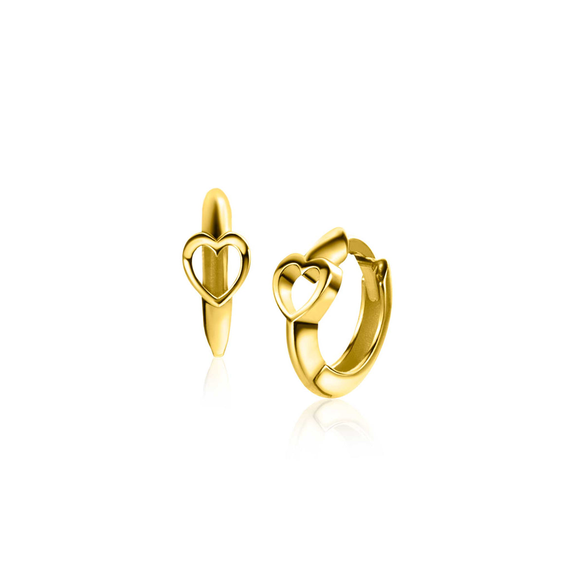 Pendientes de aro dorados con forma de corazón.