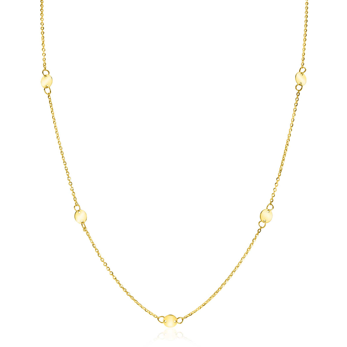 Cadena dorada con detalles de perlas, diseño delicado y acabado brillante.