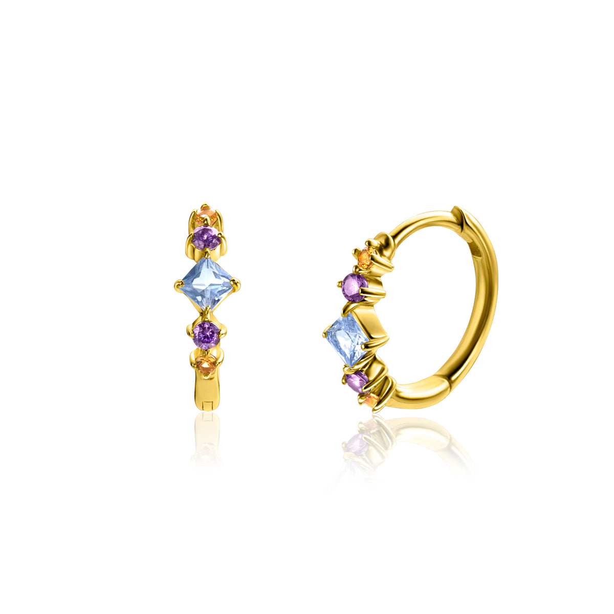 Pendientes de aro dorados con piedras preciosas azules y moradas.