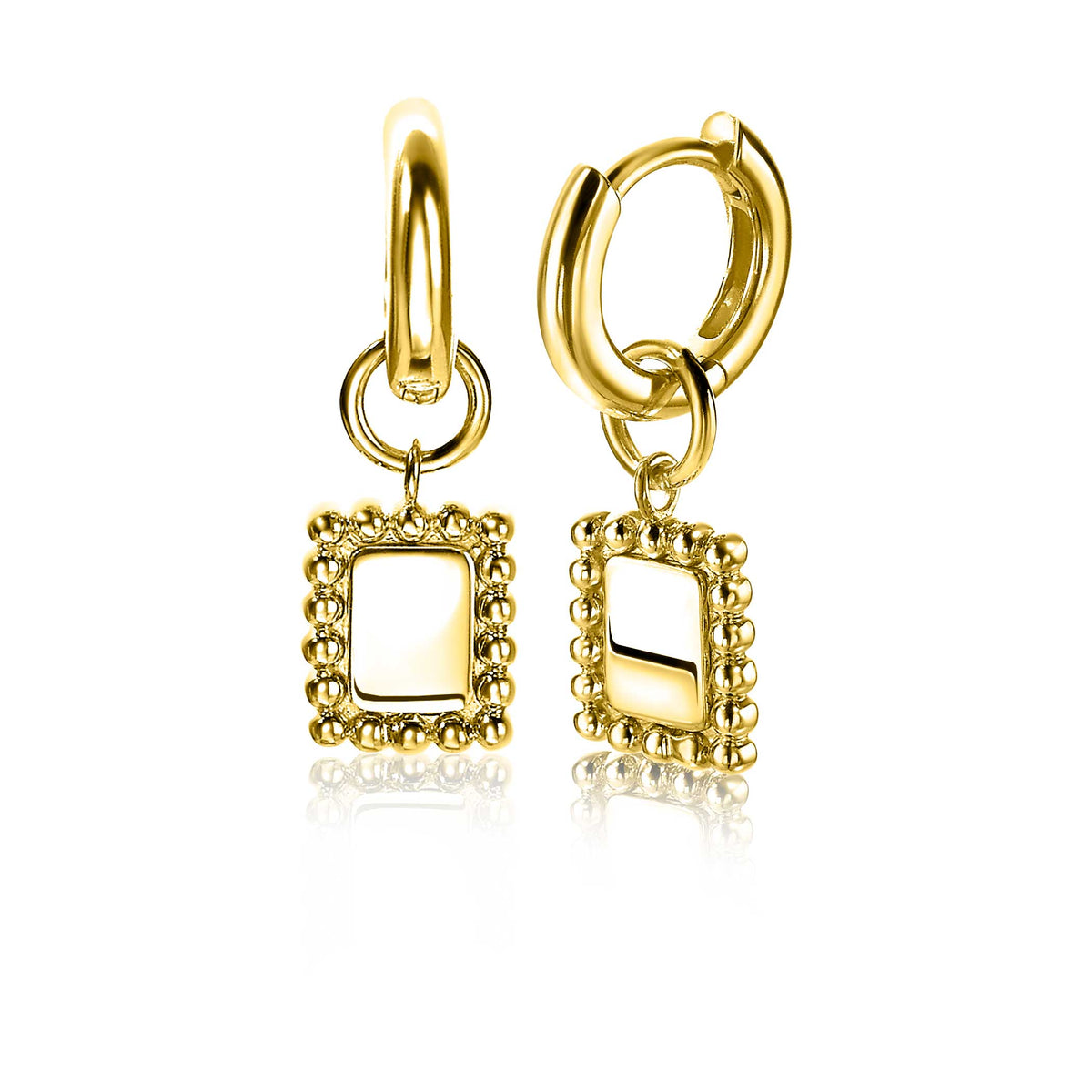 Pendientes de aro dorados con colgantes cuadrados y detalles de bolitas.