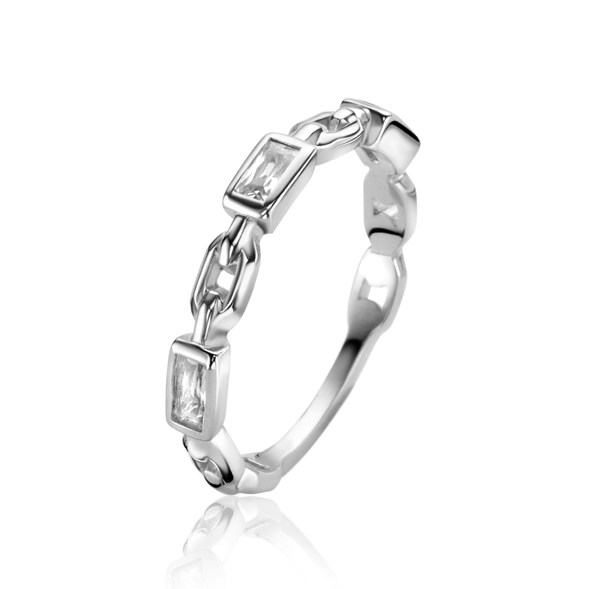 Anillo de plata con eslabones y detalles rectangulares.