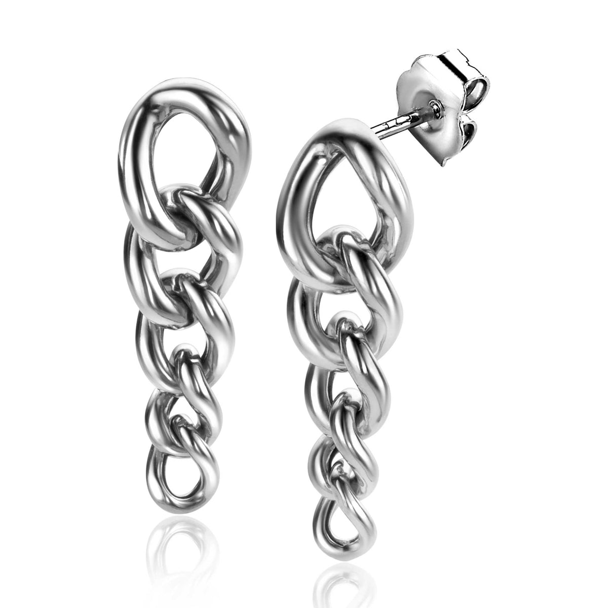 Pendientes largos de plata con eslabones entrelazados en forma de cadena.