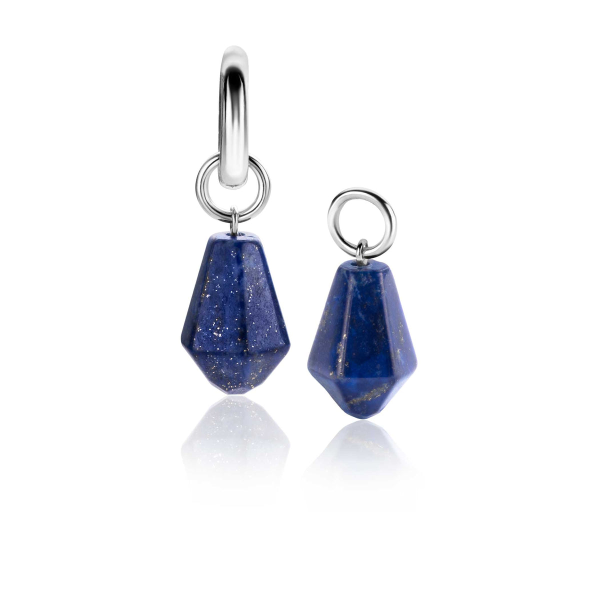 Pendientes largos de lapislázuli con detalles en plata.