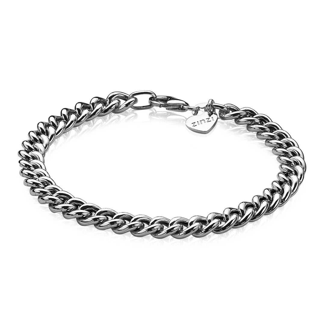 De Zinzi Armband Zilver Zia1056, gemaakt door Zinzi, bestaat uit een zilveren ketting met in elkaar grijpende schakels en een hartvormig bedeltje met de tekst Zinzi, elegant geplaatst tegen een witte achtergrond, wat een tijdloze aantrekkingskracht uitstraalt.