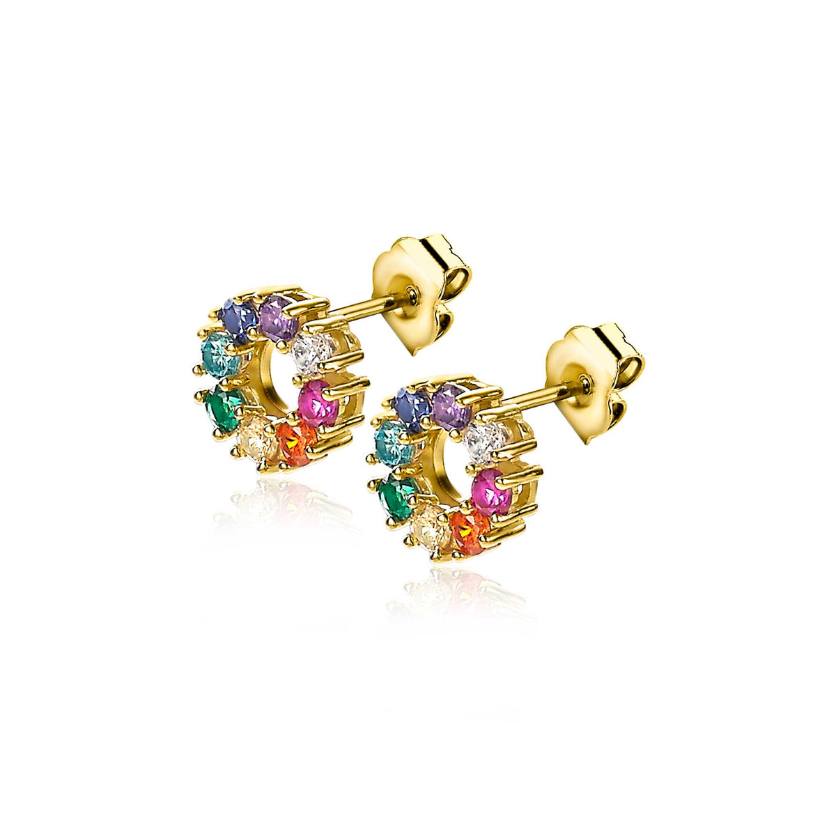 Pendientes de aro chapados en oro con piedras de colores brillantes.