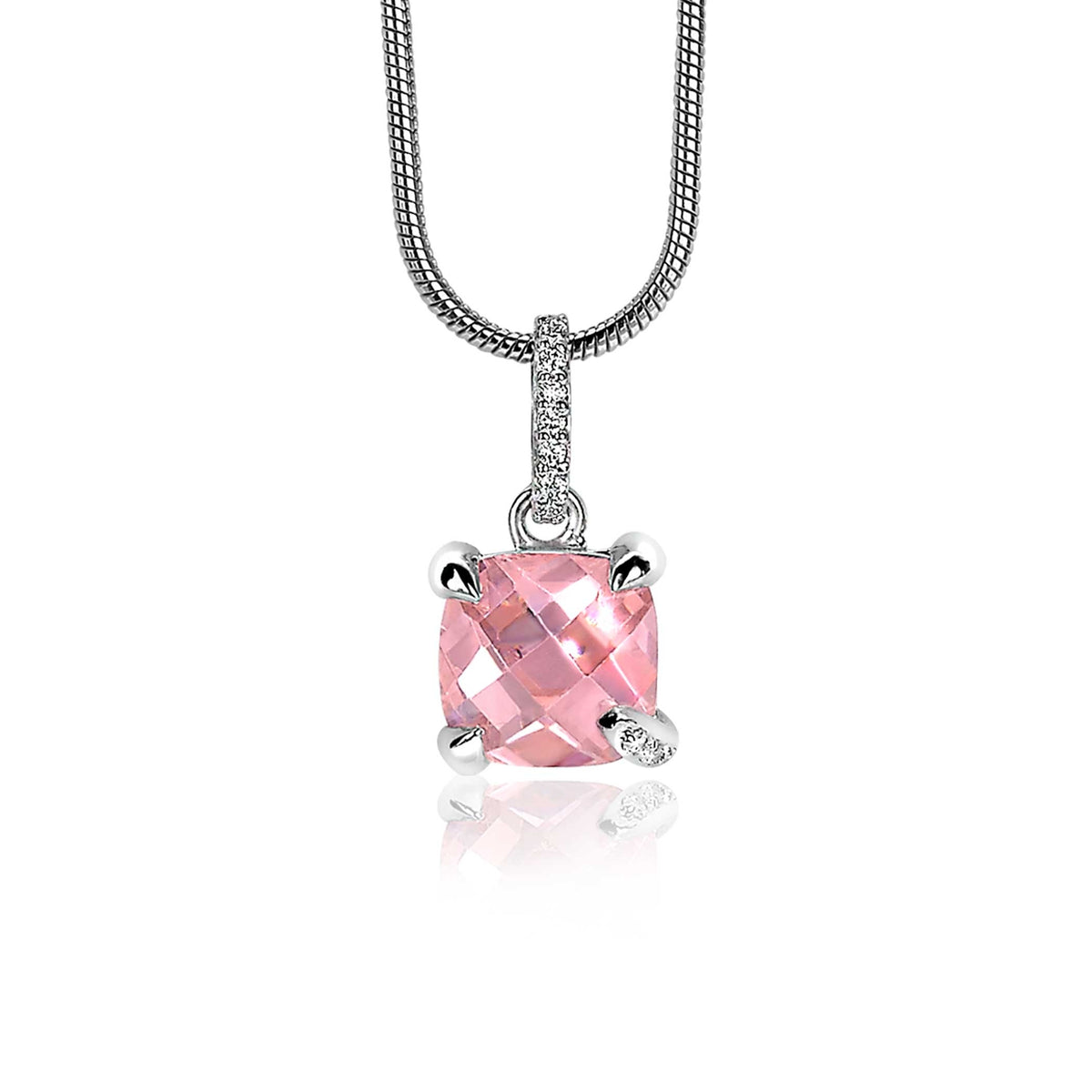 Colgante de plata con piedra rosa cuadrada y detalles brillantes.