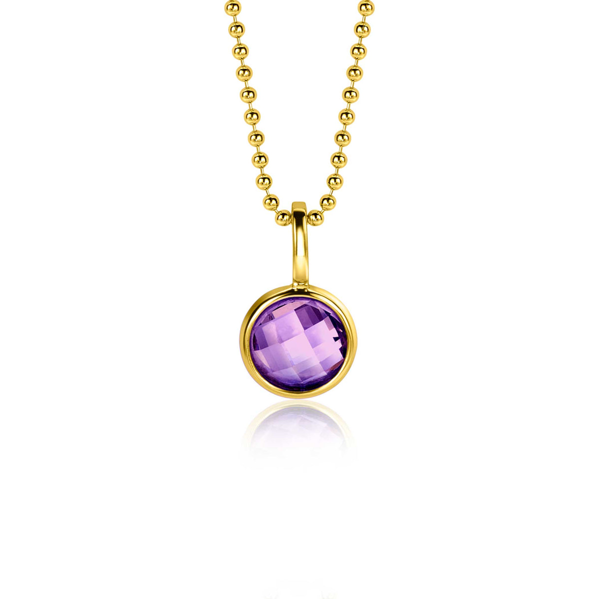 Colgante dorado con piedra morada facetada en forma redonda, suspendido de una cadena de bolitas.