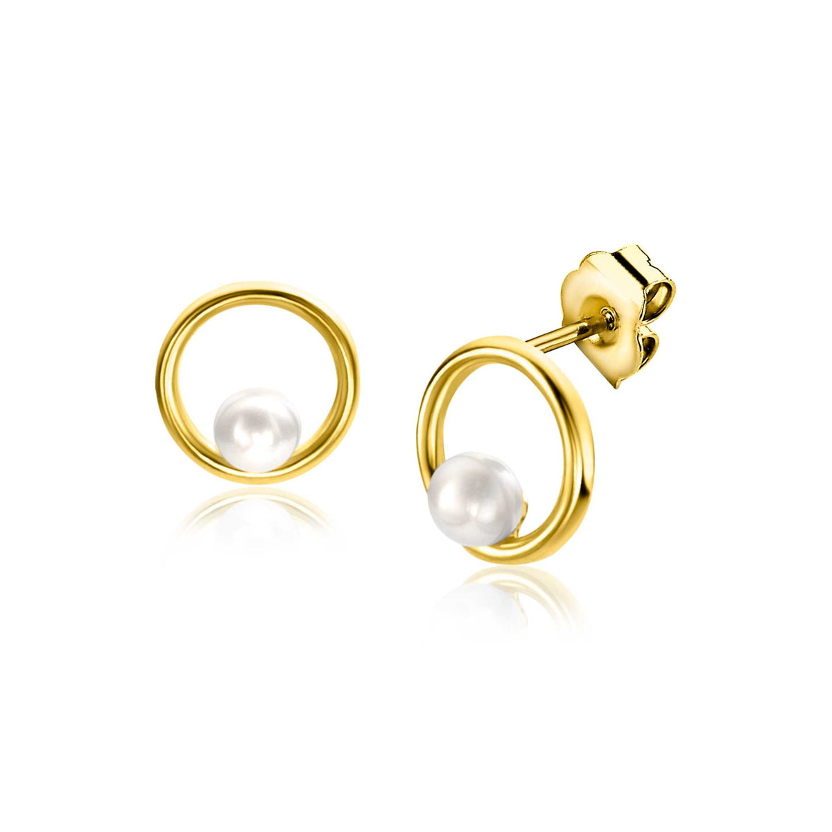 Pendientes de aro dorados con perla blanca en el centro.
