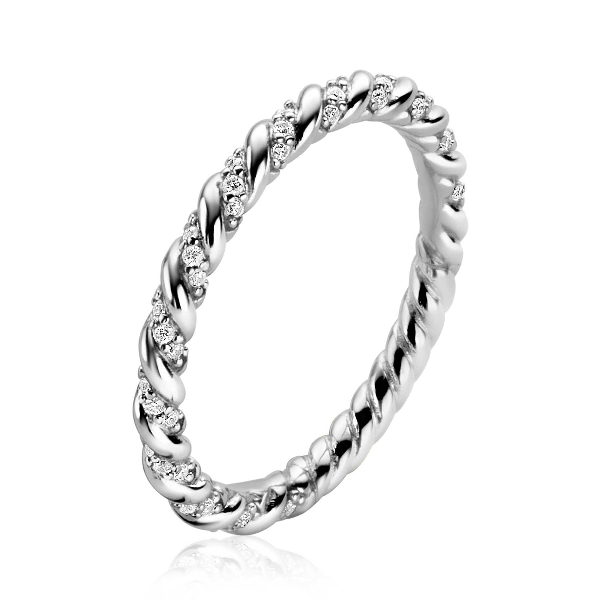 Anillo de plata con diseño trenzado y detalles de pequeñas piedras brillantes.