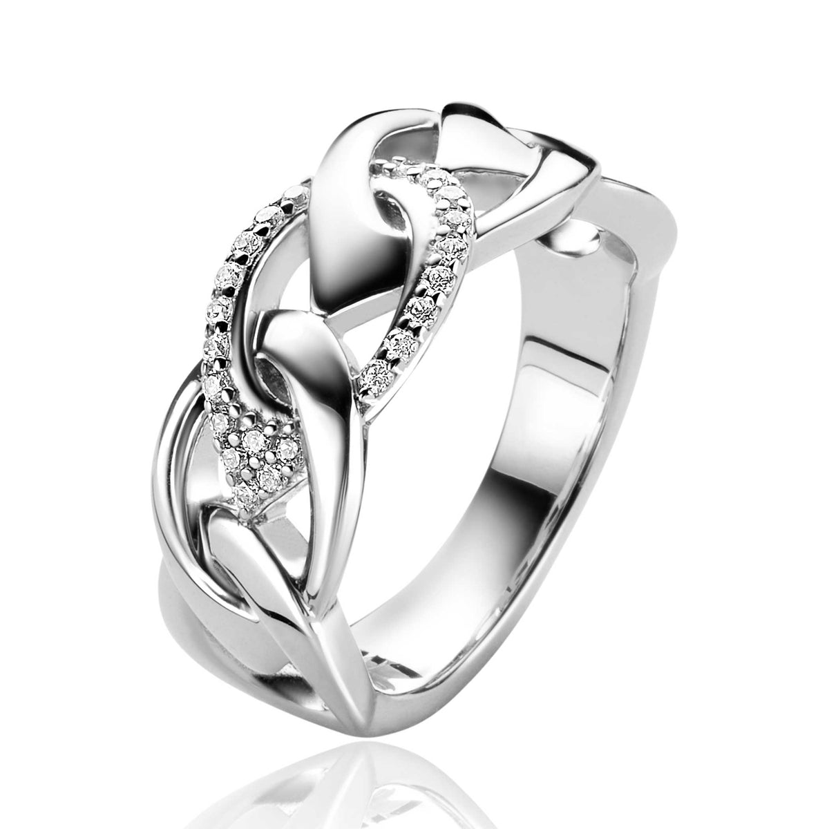 Anillo de plata con diseño entrelazado y detalles de circonitas brillantes.