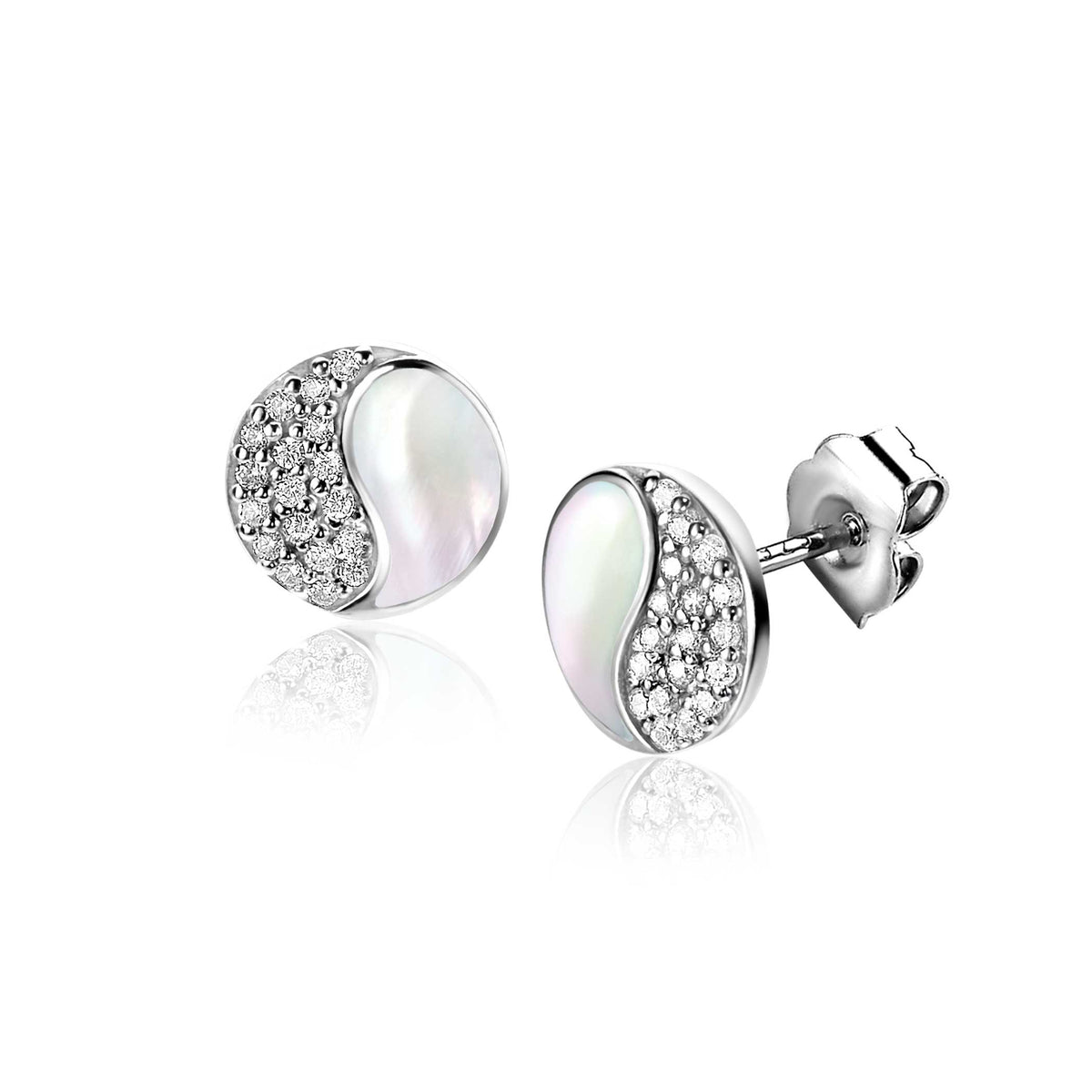 Pendientes de plata con perla y detalles de circonitas.