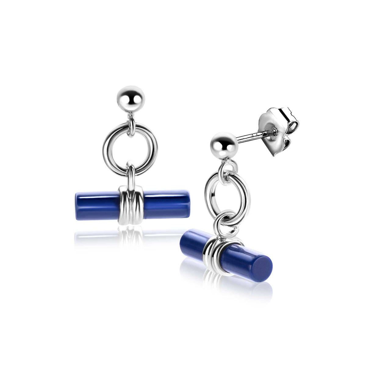 Pendientes de plata con detalles en azul, con forma de barra y cierre de presión.