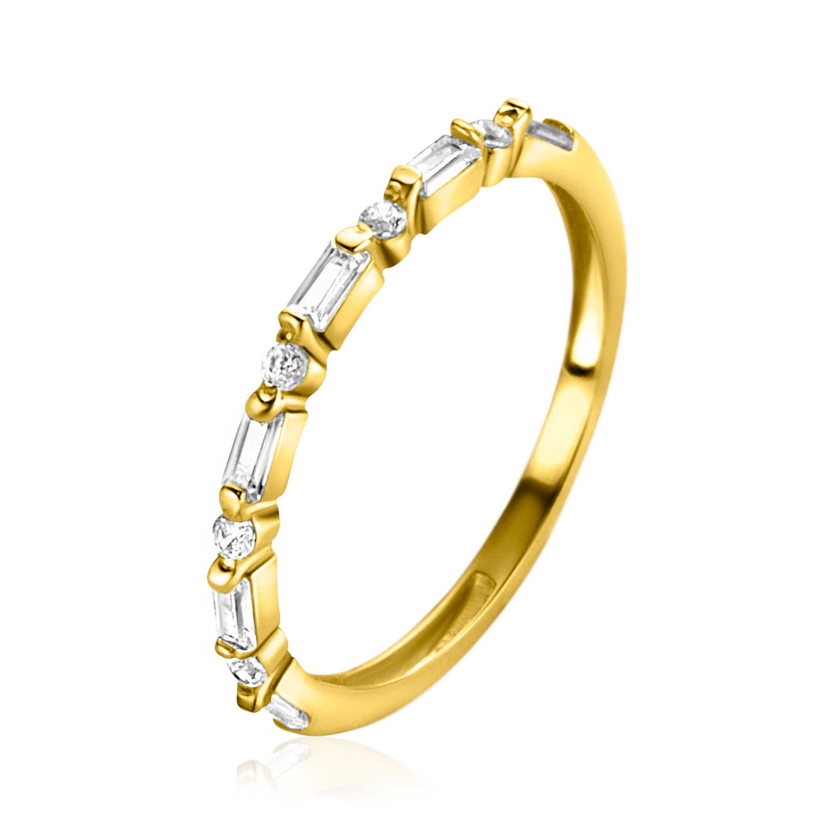 Anillo dorado con detalles en forma de baguette y brillantes.