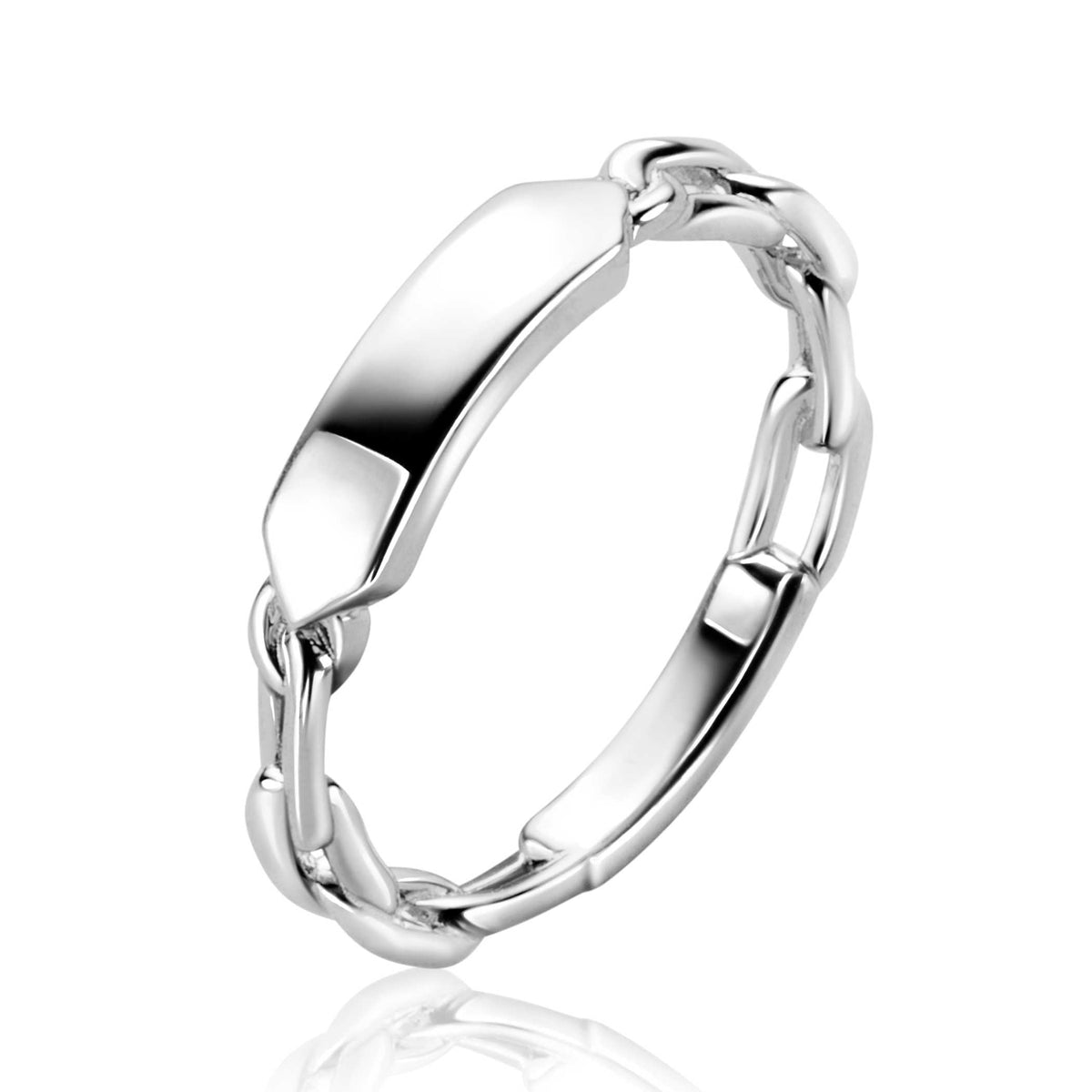 Anillo de plata con diseño de eslabones y acabado pulido.