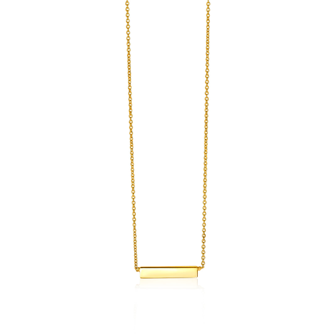 De Zinzi Ketting Goud Zgc176 van Zinzi heeft een minimalistisch design met een dunne ketting en een centrale, horizontale, rechthoekige staafhanger, die elegantie toevoegt aan elke kettingencollectie.