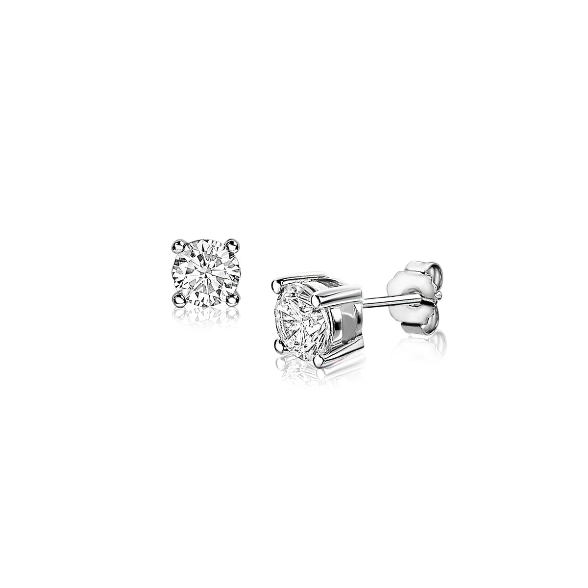 Pendientes de primera puesta de plata con un brillante diseño cuadrado y piedra central.