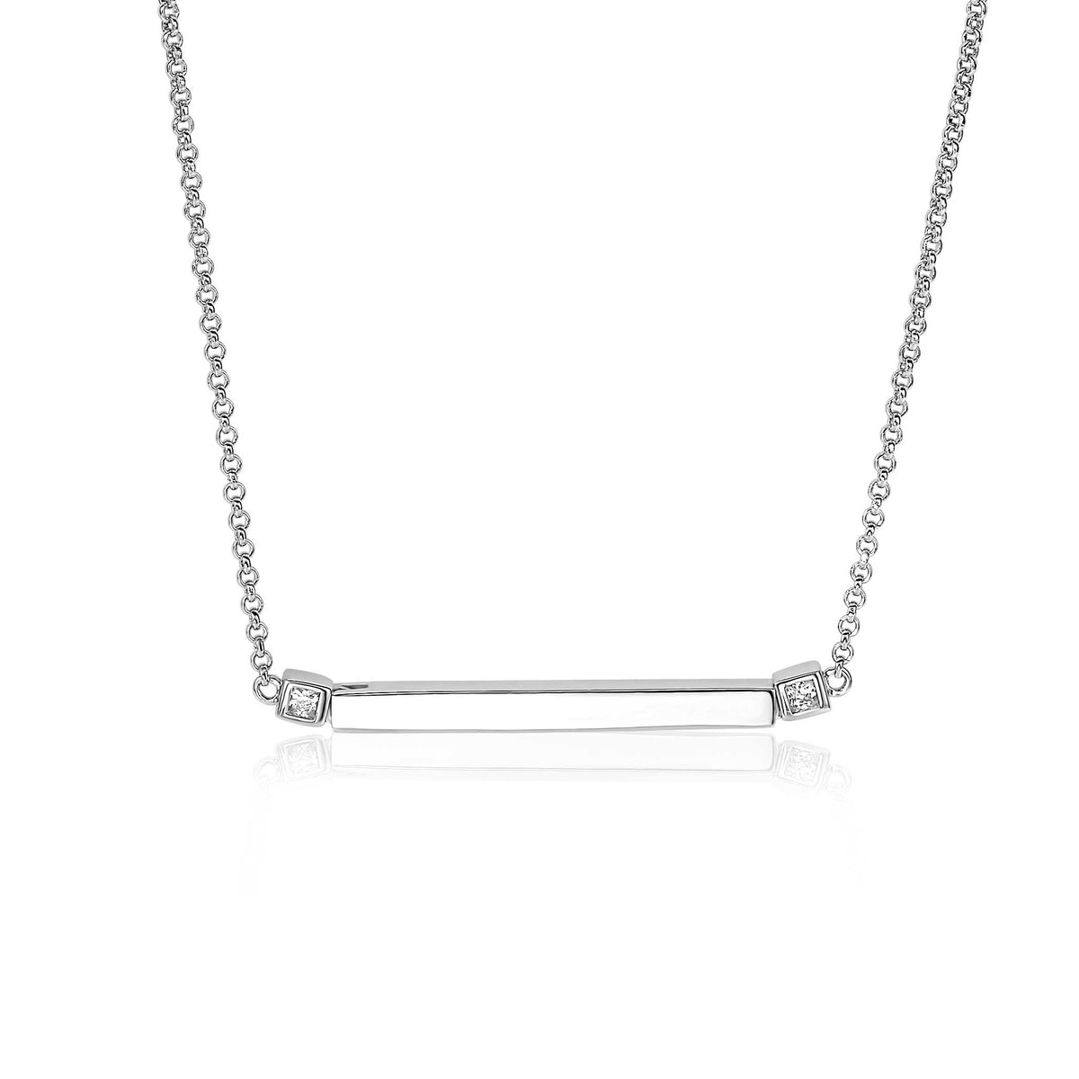 Collar de plata con barra horizontal y detalles brillantes en los extremos.