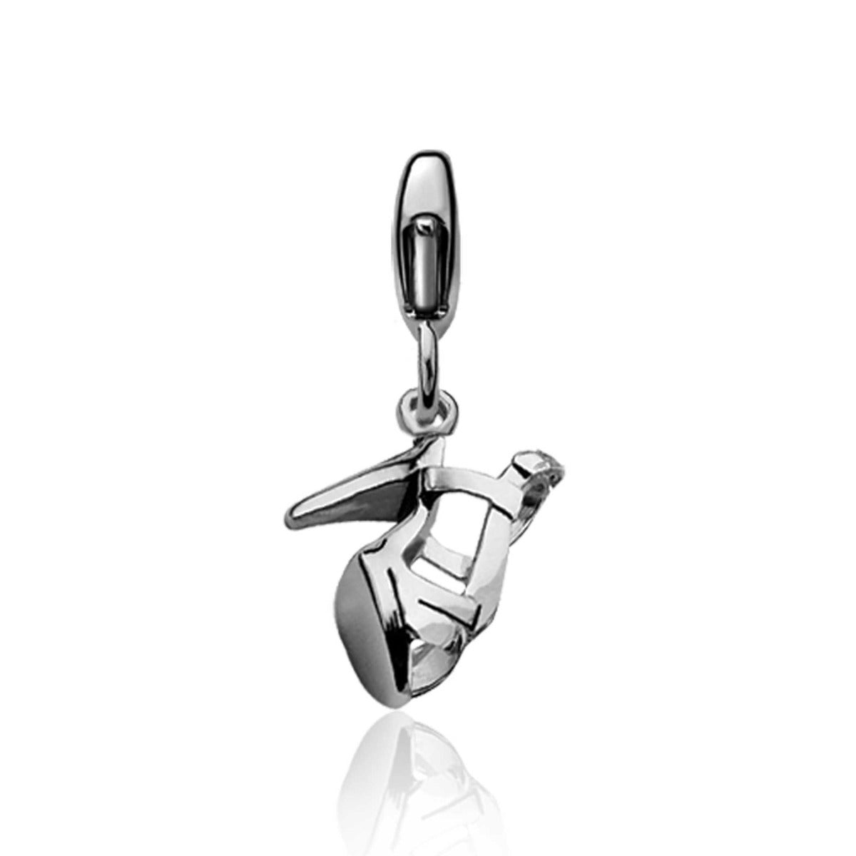 Colgante de plata con forma de guitarra, acabado brillante y diseño detallado.
