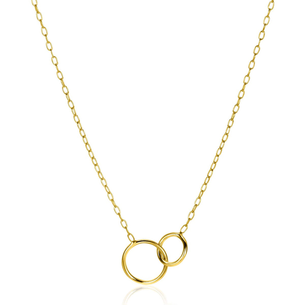 Collar dorado con dos aros entrelazados y cadena fina.