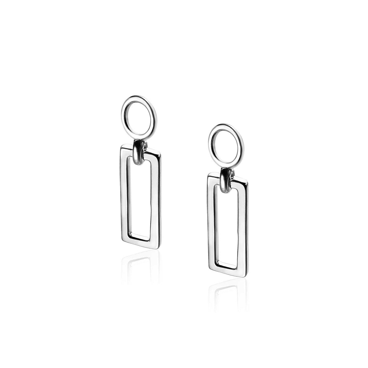 Pendientes largos de plata con forma rectangular y acabado pulido.