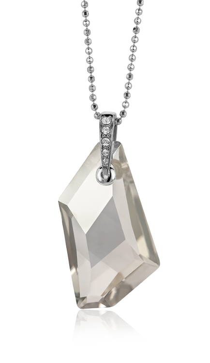 Colgante de plata con forma geométrica y cristal transparente, decorado con pequeñas piedras brillantes.