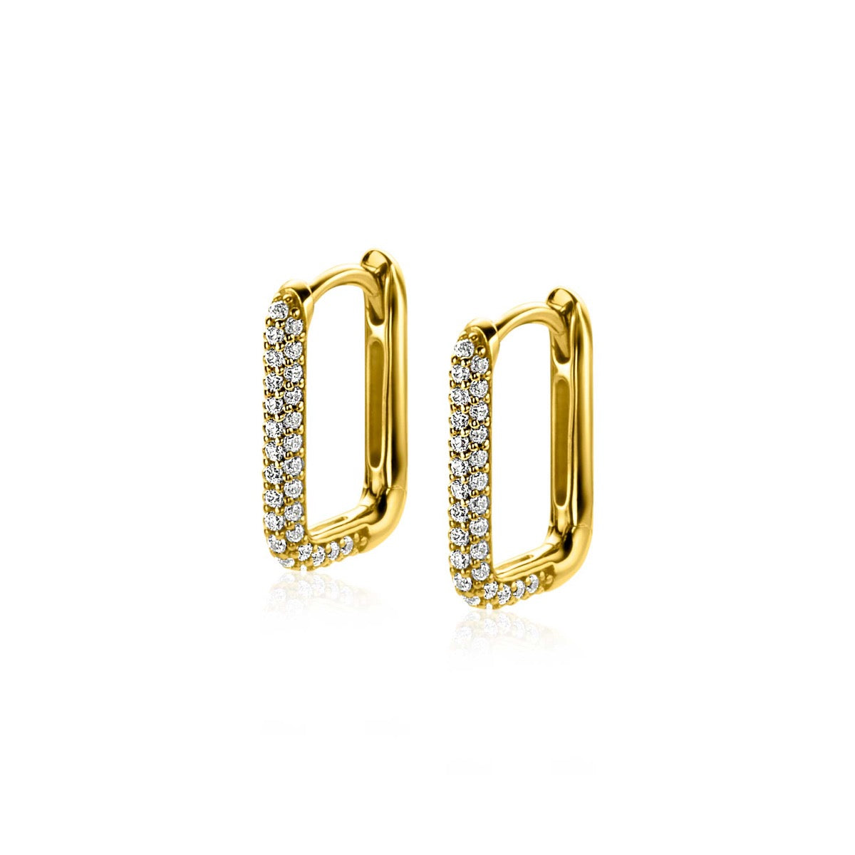 Pendientes de aro dorados con detalles de circonitas brillantes.