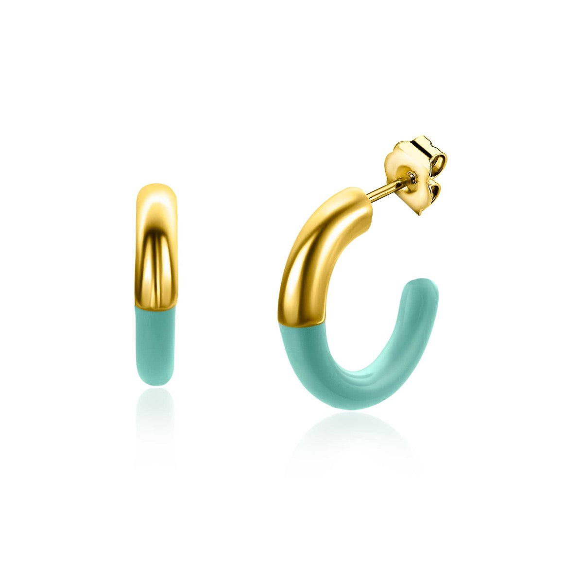 Pendientes de aro dorados con detalle en color verde claro.